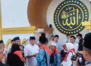 Bupati Dharmasraya Lepas Jamaah Calon Haji