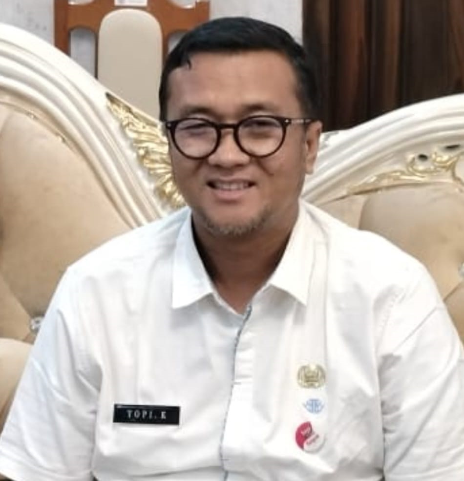 Kepala Dinas Pendidikan dan Kebudayaan Kota Padang Yopi Krislopa