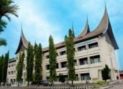 Orang Tua Murid di Payakumbuh Minta Disdik Sumbar Buka PPDB Offline