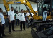 Pemkab Tanah Datar Beli 2 Unit Alat Berat untuk Siaga Bencana Alam