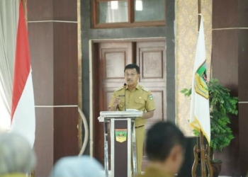 Hapus Paradigma “ASN Cuma Ngabsen”, Bupati Solok Selatan Blak-blakan Tiru Karyawan Swasta yang Bekerja Sesuai Jam Kerja!