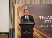 Rivan A. Purwantono Raih Risk Professional of the Year di Ajang ASEAN Risk  Awards 2023 Singapura