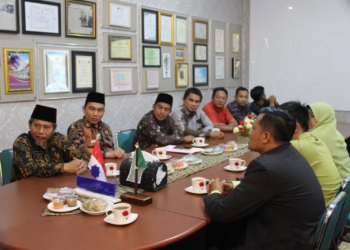 Pesantren Muhammadiyah AR Fahrudin Riau Ingin Jadi Sekolah Binaan Kauman Padang Panjang
