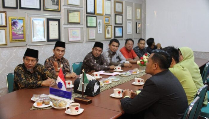 Pesantren Muhammadiyah AR Fahrudin Riau Ingin Jadi Sekolah Binaan Kauman Padang Panjang