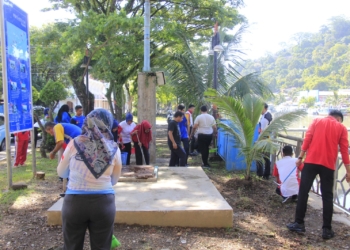 Peduli Lingkungan, Polda Sumbar dan Jajaran Gelar Bersih-Bersih Serentak