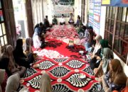 Hebat! Nagari Indudur Solok Serahkan Beasiswa Rp46,2 Juta untuk Anak Nagari Berprestasi