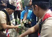 Gandeng Pramuka, Kejari Pasaman Barat Tanam Pohon Pelindung di Pantai Sikabau