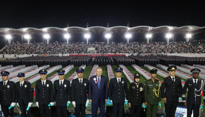 Ikuti Pendidikan Dua Tahun di Turki, Tiga Anggota Polri Diwisuda Langsung oleh Presiden Erdogan