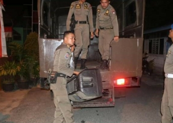 Terima Laporan Masyarakat di PCC 112, Satpol PP Padang Langsung Tindak Cafe Pelanggar Trantibum