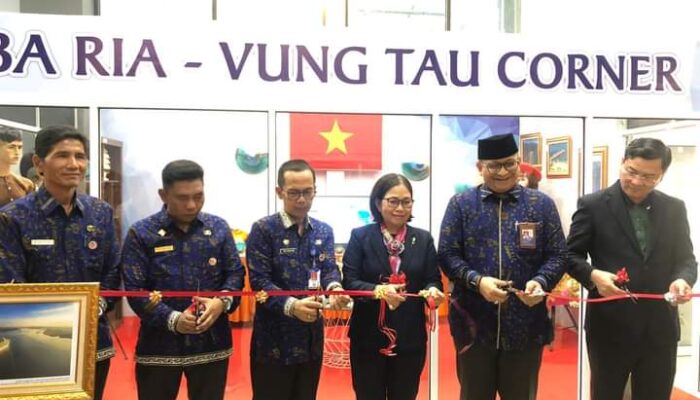 Yuk Kunjungi! Ada Pojok Peragaan Budaya dan Pariwisata Vietnam di Gedung Youth Center Padang