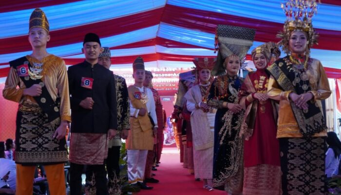 Kemenkumham Sumbar Gelar Lomba Fashion Show Busana Adat Minang dan Karaoke