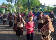 Upayakan Pemerataan Pendidikan, Delegasi Undip Mengajar Turun ke Lubuk Basung