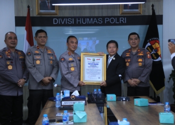Divhumas Polri Raih Presisi Award Atas Prestasi Strategi Komunikasi Publik