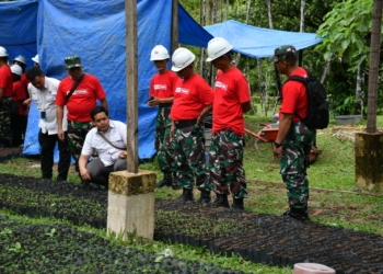Gandeng Babinsa dan HIPAKAD, Semen Padang Sosialisasikan Kaliandra Merah