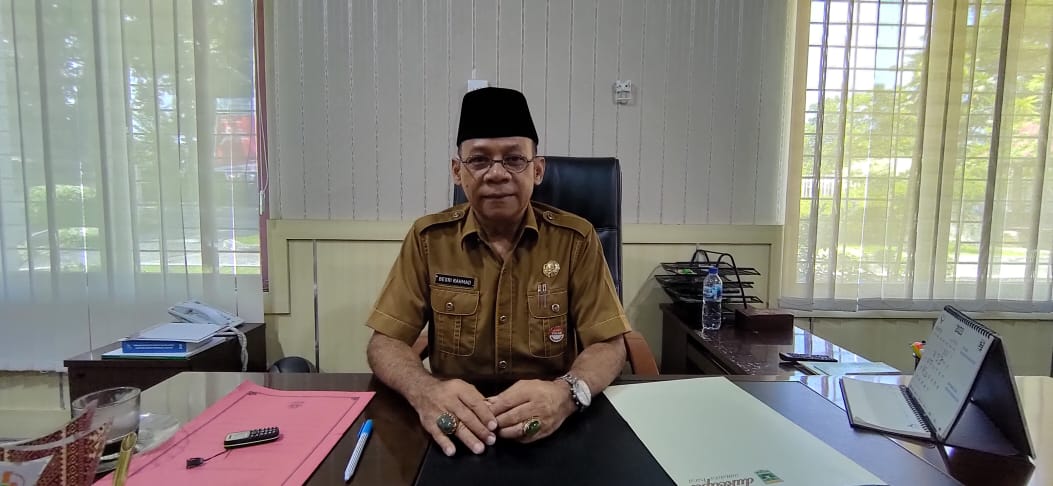 Kadis Disdukcapil Sumbar Besri Rahmad