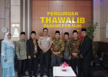 Kuliah Umum di Thawalib Padang Panjang, Kepala BNN NTT Brigjend Pol. Riki Yanuarfi Paparkan Dahsyatnya Bahaya Narkoba