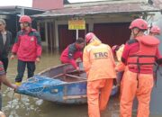 Kota Padang Dikepung Banjir, Semen Padang Kirim Relawan TRC