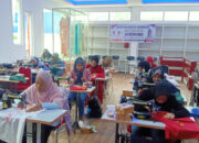 Kaum Ibu di Bukittinggi Dilatih Menjahit dan Membordir dengan Dana Pokir Ibnu Asis