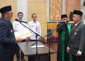 Dicopot dari Kadis LH, Mairizon Dilantik Walikota Padang Sebagai Kepala Badan KPSDM