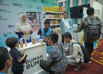 30 Produk UMKM Binaan PLN UID Sumbar Curi Perhatian Pengunjung di Minangkabau Halal Fest 2023