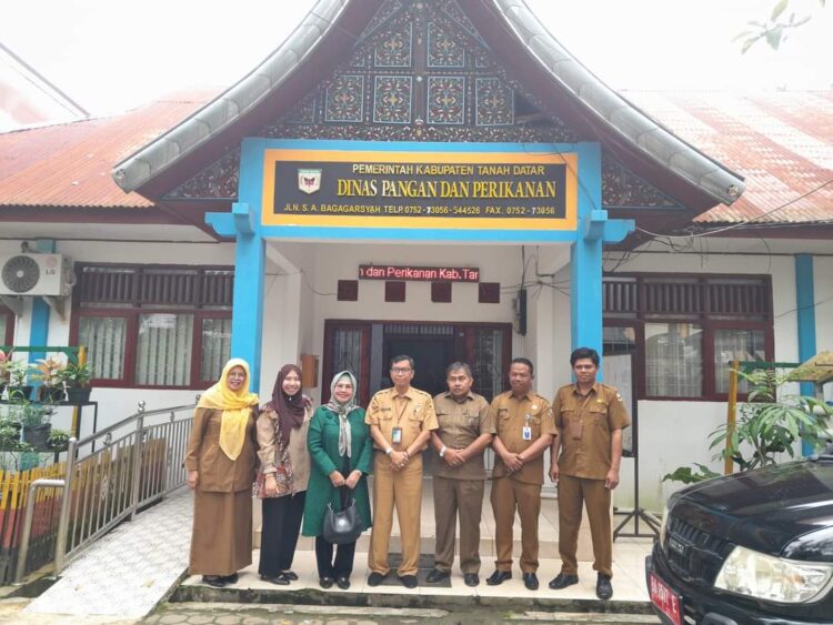 Kepala Dinas Pangan dan Perikanan Tanah Datar Suhermen. IST