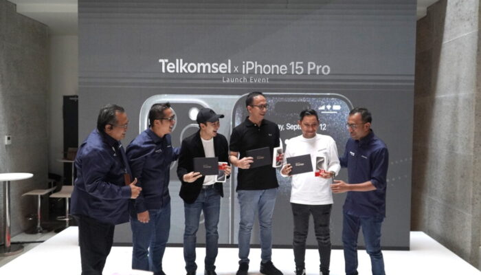 Pengalaman Gaya Hidup Digital yang #MakinMaksimal, Lineup iPhone 15 dan iPhone 15 Pro Kini Tersedia di Telkomsel Tshop