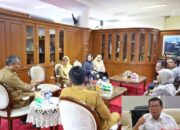 Presiden Jokowi Datang, Petani Pariaman Panen Raya Padi Sawah di Desa Palak Aneh