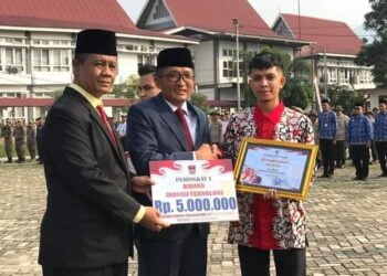 Pesan Menyentuh Walikota Padang di Hari Sumpah Pemuda: Ingat! Masa Muda Itu Datang Sekali, Isilah dengan Prestasi