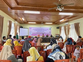 Fakultas Kesehatan Masyarakat (FKM) Universitas Andalas memberikan Penyuluhan Pencegahan Stunting di Kantor Wali Nagari Situjuah Banda Dalam Lima Puluh Kota, Kamis (12/10). IST