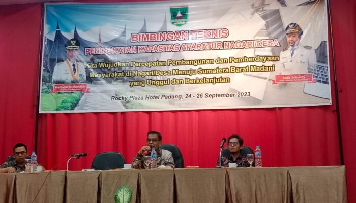 Parangkaik Nagari Dapek Ilmu di Palatihan Paningkatan Kapasitas di Hotel Rocky Padang