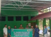Transco Pratama Bantu Masjid Taqwa Sungai Betung Kecamatan Koto Baru