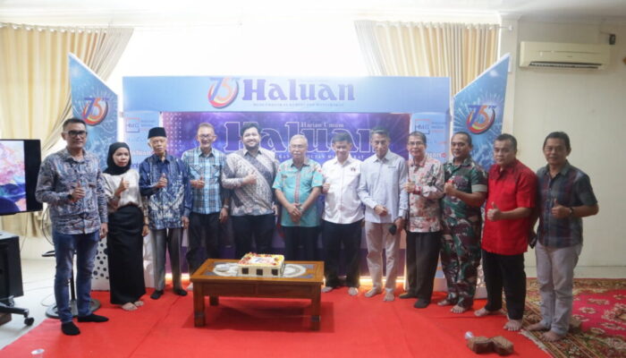 BAGIAN III: Ketua PWI Sumbar Basril Basyar, “Kita Bangga Punya Haluan Sebagai Koran Pertama Nasional Terbit di Sumatera Barat”