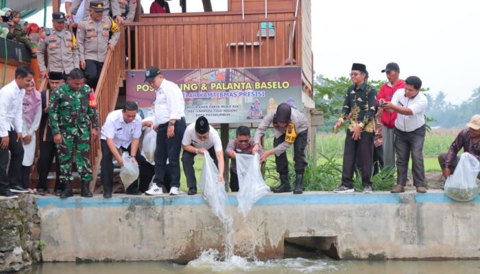 Pj Wali Kota Payakumbuh Resmikan Poskamling Hasil Karya Bhabinkamtibmas