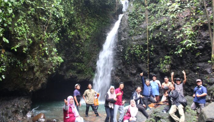 Ternyata Ada Surga Tersembunyi di Nagari Sungai Aua Pasaman Barat, Air Terjun Sopo Bawak dengan Pesona Alam yang Memikat