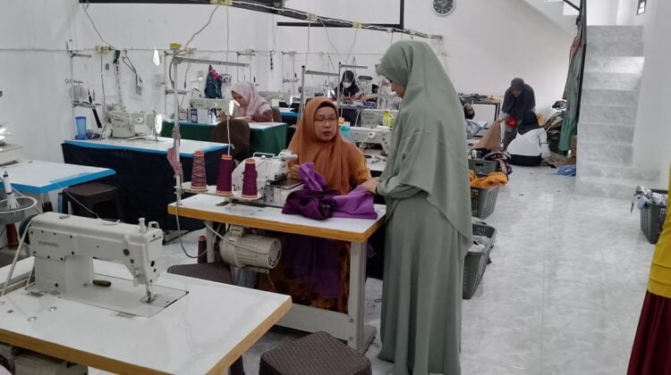 Elsa Maharani, Berdayakan Anak Muda melalui Kampung Jahit