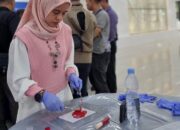 Dari Media Gathering Paragon – FJP GWPP (Bagian 3 — selesai) : Serunya Meramu Warna Lisptik di Pabrik Paragon