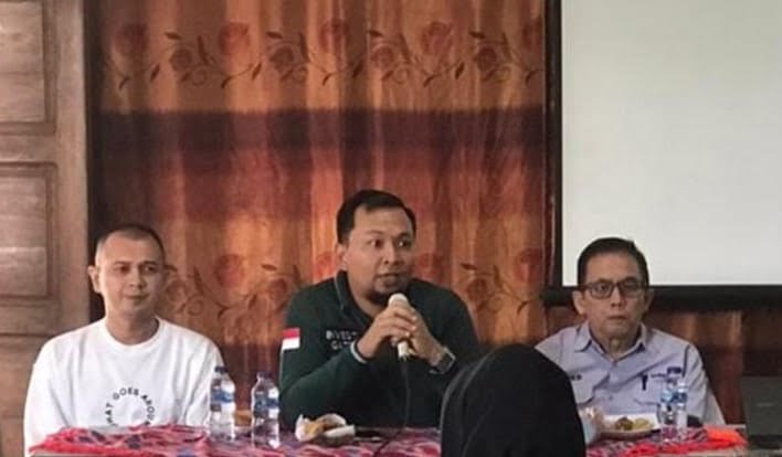 Satpol PP Damkar laksanakan sosialisasi Perda No 4 Tahun 2023 tentang Ketenteraman dan Ketertiban Umum (Trantibum) kepada seluruh perwakilan partai politikdi Aula Mako II, Pemadam Kebakaran, Rabu (11/10).