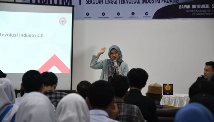 Penguasaan Teknologi Kunci Arungi Dunia Kerja