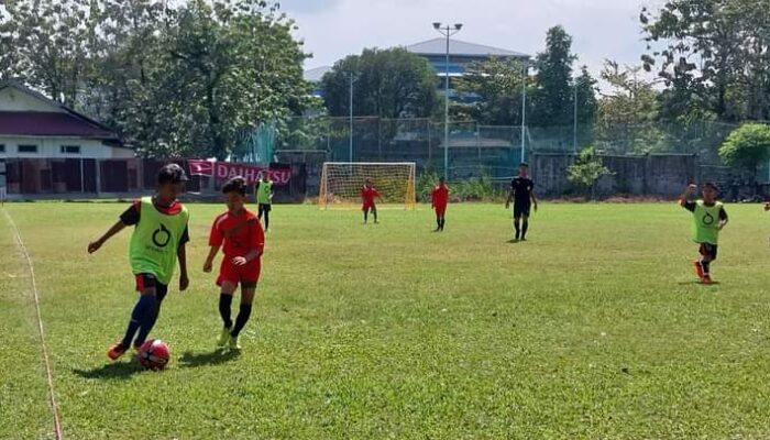 Menarik Ditonton! 48 Tim Beradu Skill Bola di Turnamen Mini Soccer Tingkat SD Kota Padang