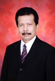 Ketua Forum DAS Sumbar, Prof Isril Berd