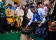 Bupati Eka Putra Akan Tampilkan Tari Massal Pongek Simawang pada Festival Pesona Minangkabau