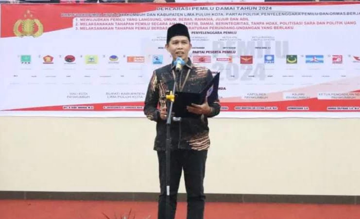 Ketua KPU Kota Payakumbuh Wizri Yasir. DADANG