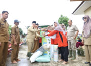 KWT Tunas Baru Dapat Bantuan Bibit dari Dana Pokir Ketua DPRD Bukittinggi