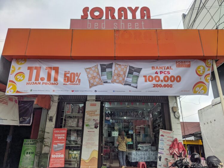 Soraya Bed Sheet yang di Jalan H. Agus Salim No.61 Sawahan Padang  menawarkan beberapa jenis promo untuk bulan November. HAYATI