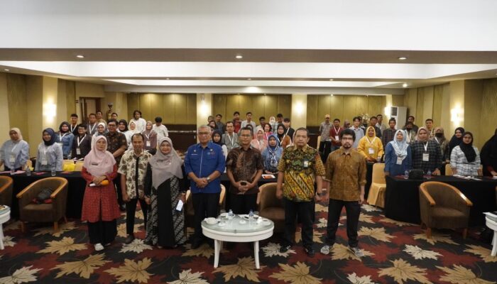 Stafsus Kemenperind : Industri Kecil Menengah Sumbar Harus Kuat