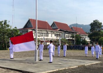 Pengibaran bendera
