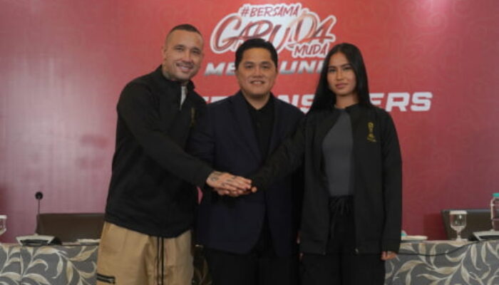 Radja Nainggolan dan Sabreena Dressler Jadi Duta Promosi FIFA World Cup U17 Indonesian 
