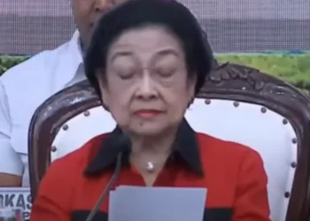 Megawati Tak Berani Pecat Jokowi dan Gibran, Ini Sebabnya
