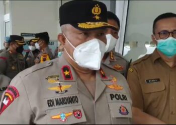 Ketinggian Lokasi Berbeda, 18 Pendaki Gunung Marapi Belum Dapat Dievakuasi