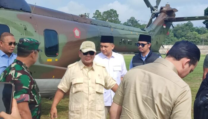 Mendarat Pakai Helikopter di Bukittinggi, Begini Kesan Prabowo Tentang Stadion Ateh Ngarai!
